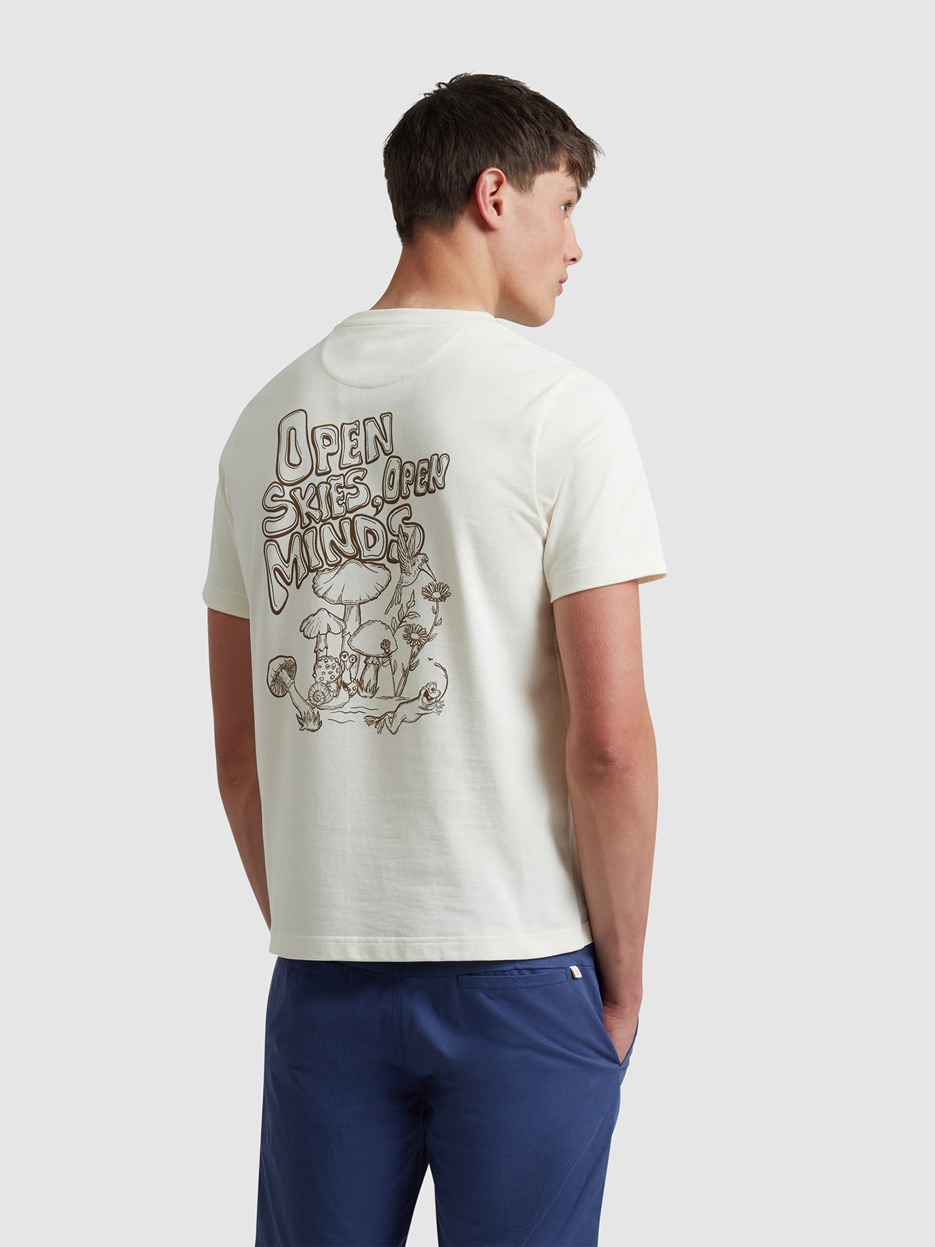 FARAH Printed Graphic T-Shirt Devon Graphic T-Shirt In White