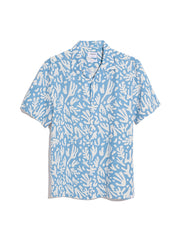 Saunders Short Sleeve Revere Print Shirt In Arctic Blue