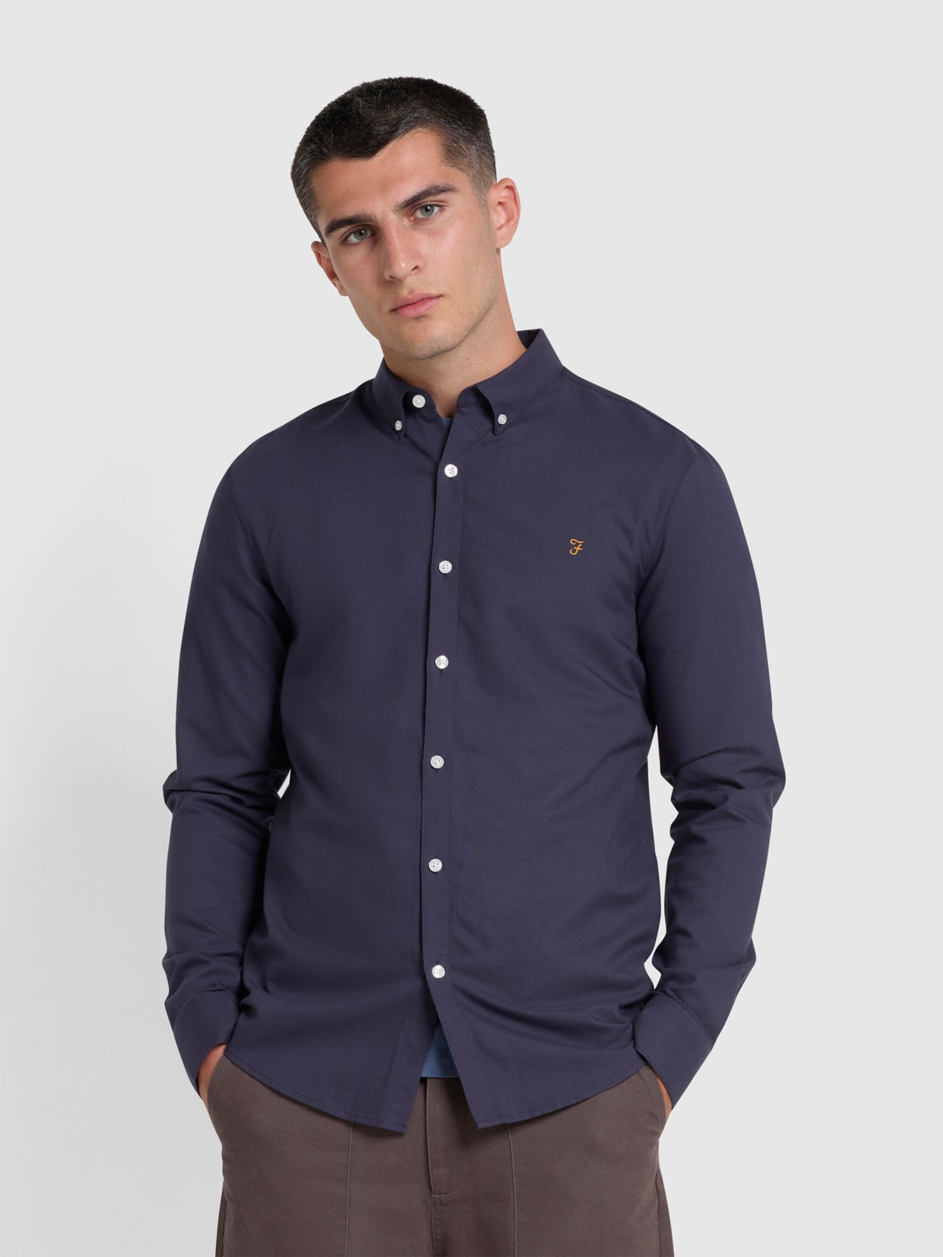 Farah Herren Oxford Hemd Aus Bio-Baumwolle – Slim Fit, Klassisches Design Mit Aufgesticktem Logo, Maschinenwaschbar