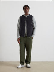 Abbott Gilet (True Navy) Styled