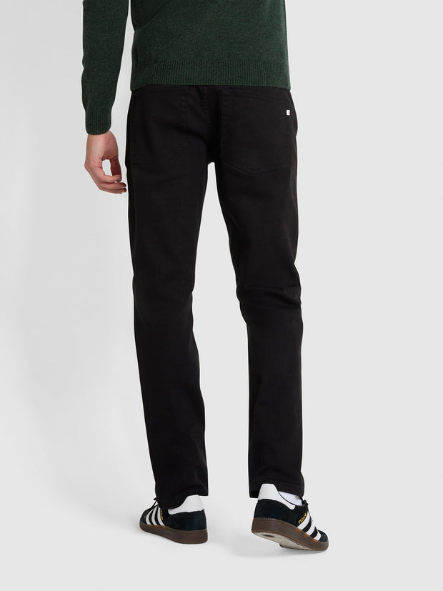 Elm – Schwarze Stretch-Jeans mit normaler Passform in Schwarz