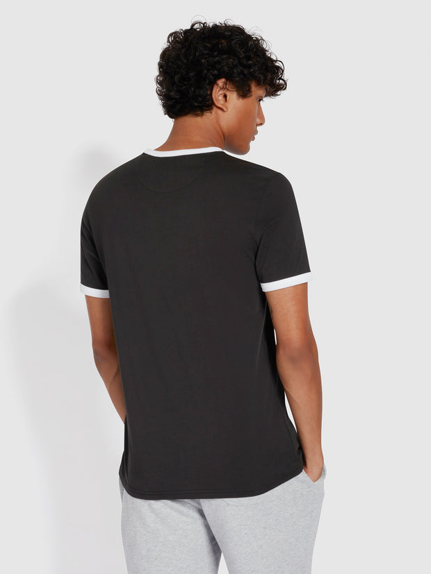 Groves – Schmal geschnittenes Ringer-T-Shirt aus Bio-Baumwolle in Schwarz