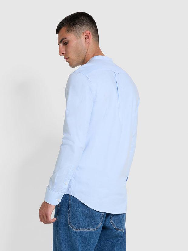 Brewer Chemise Oxford ajustée à col grand-père en coton biologique - Sky Blue