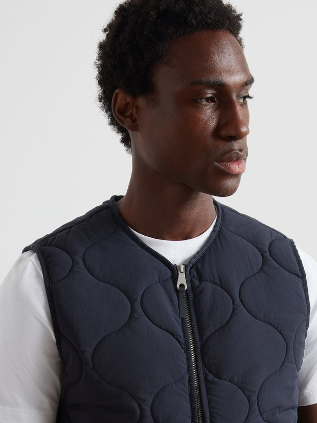 Campbell Quilted Gilet (True Navy) Detail