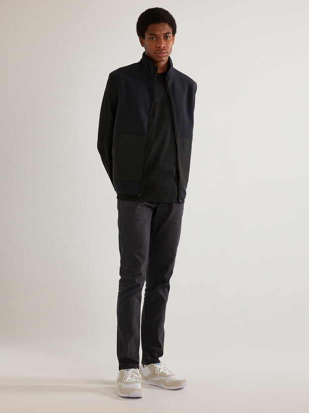 Caldwell Weste in True Navy