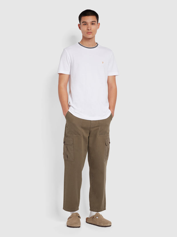 Meadows Schmal geschnittenes T-Shirt aus Bio-Baumwolle in Weiß